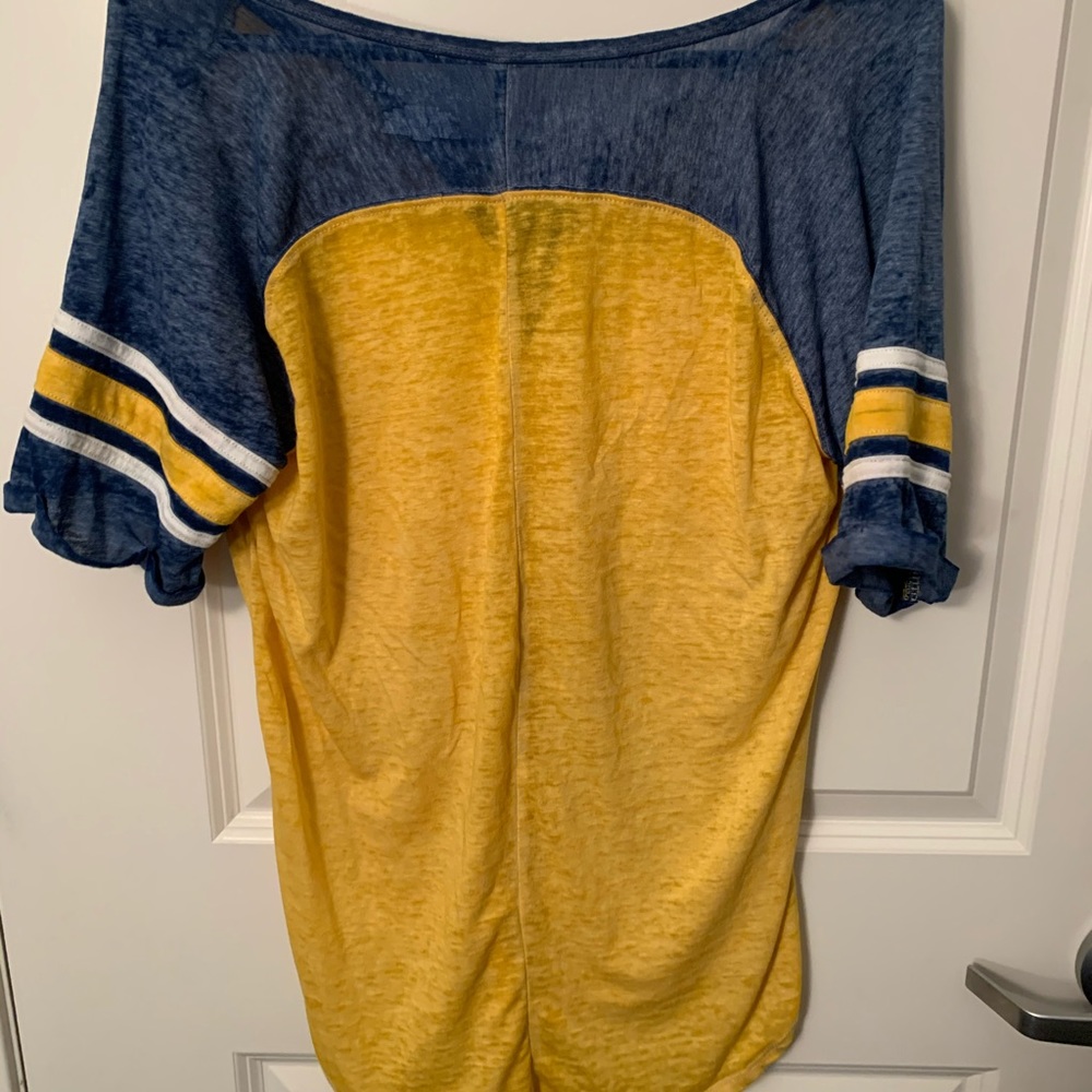 Shirt - Picture 5 of 5